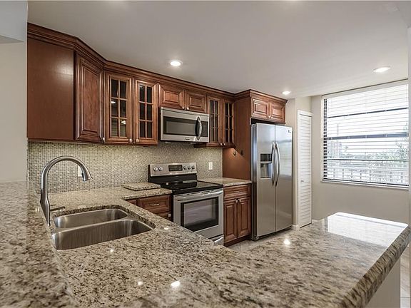 5th image of 7700 Sun Island Dr S APT 306