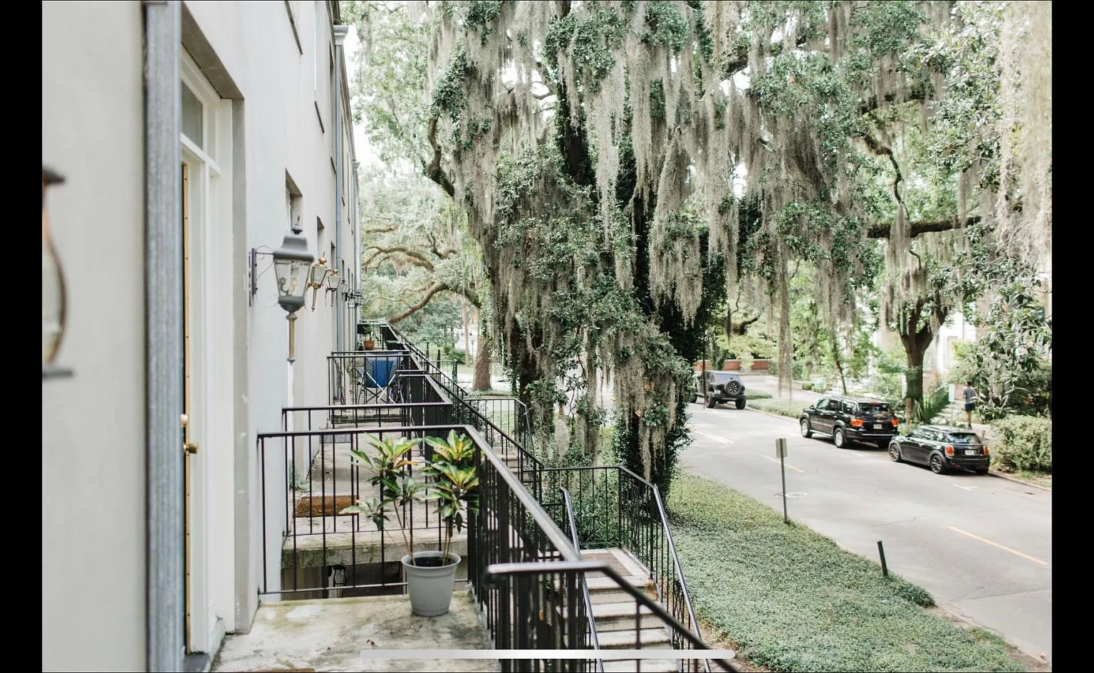 101 E Gaston St — Photo 3