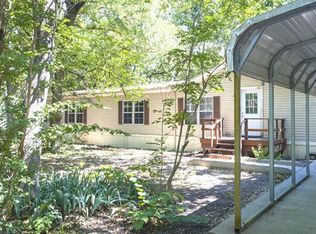 1537 Oaks Dr, Quinlan, TX 75474
