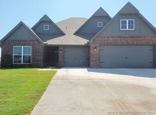 6118 E 124th Pl S, Bixby, OK 74008