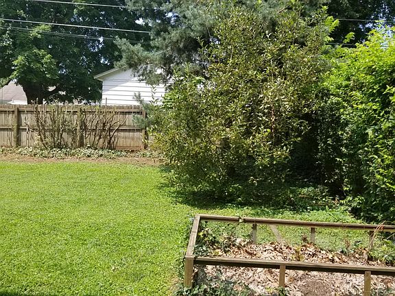 4th image of 431 Henry Clay Blvd