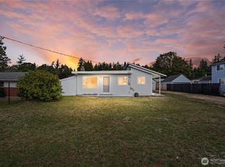 9015 Forest Ave SW, Lakewood, WA 98498