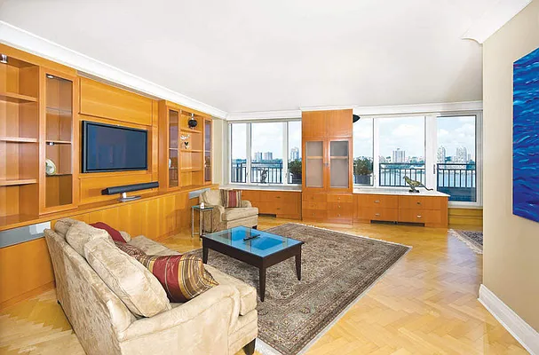 Sold by Keller Williams NYC | media 6