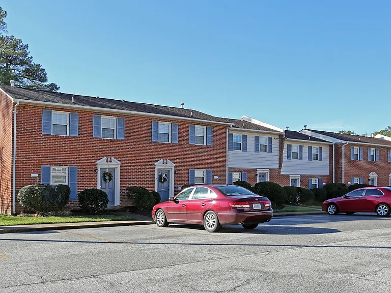 Lakeview Terrace Townhomes — Photo 11