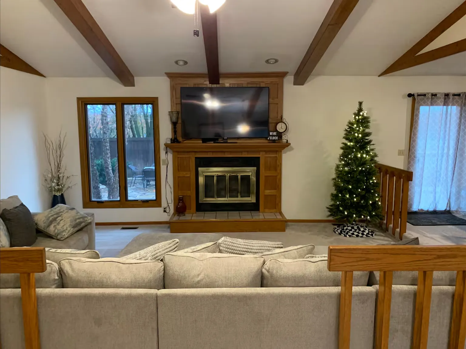 N Claiborn Cir, Wichita — Photo 4