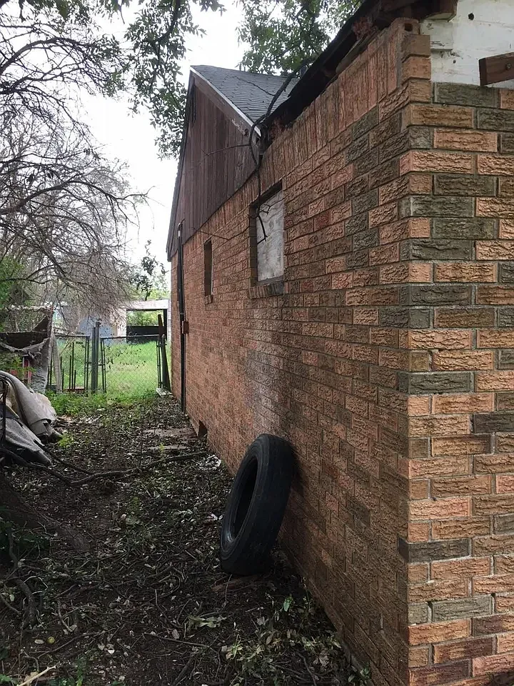 2 bed, 1005 sqft, $450 — Photo 3