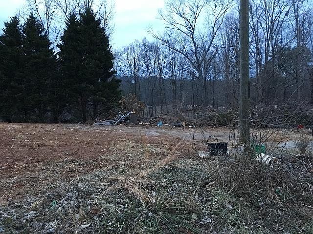 2nd image of 102 Left Fork Rd