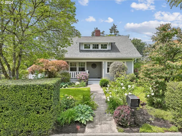 5759 SW 48th Ave, Portland, OR 97221