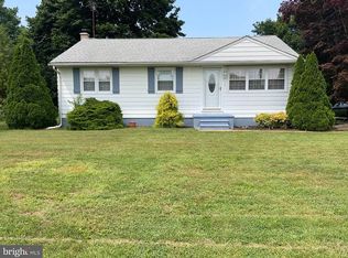 108 Janet St, Vineland, NJ 08360