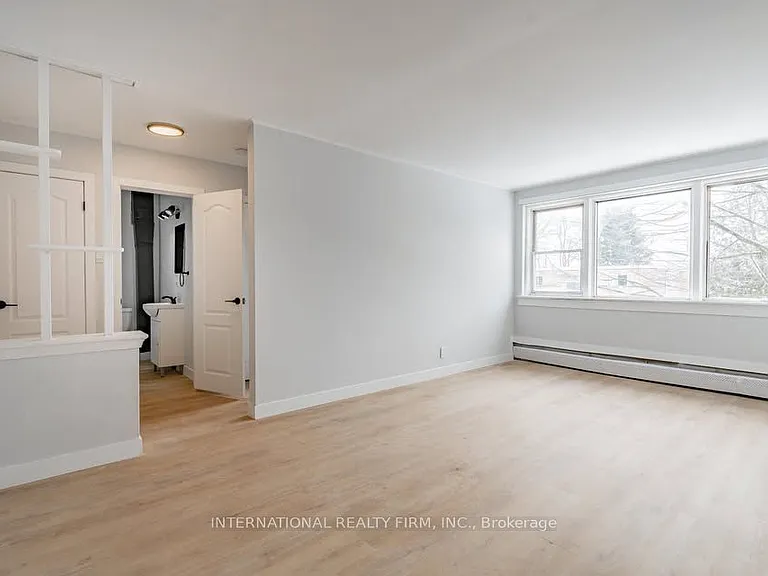 1284 Gramercy Park Pl #205 — Photo 7