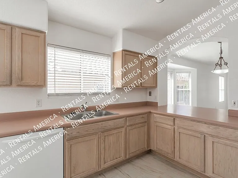 5573 W Dove Of Peace Dr — Photo 7