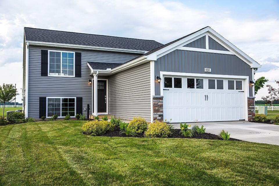 1st image of 610 Manorwood Cir