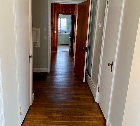 5th image of 411 Durden St