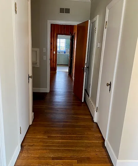 411 Durden St — Photo 5