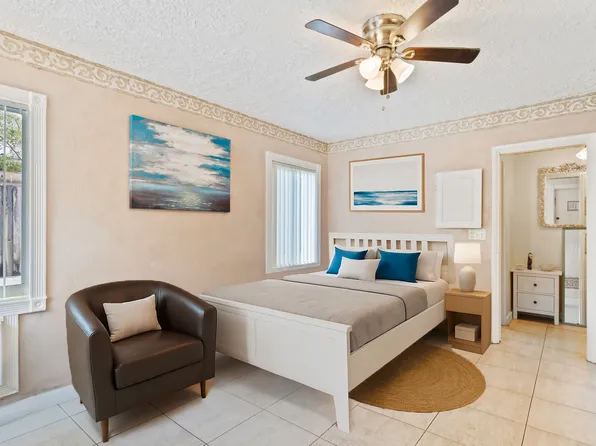 206 9th Ave NE, Saint Petersburg, FL