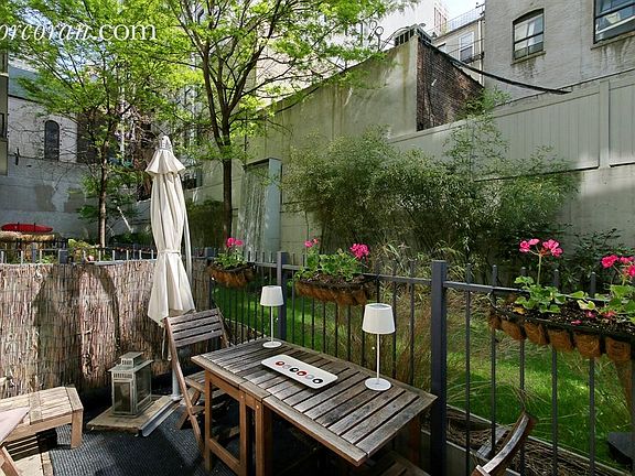 5th image of 350 W 53rd St APT Thb