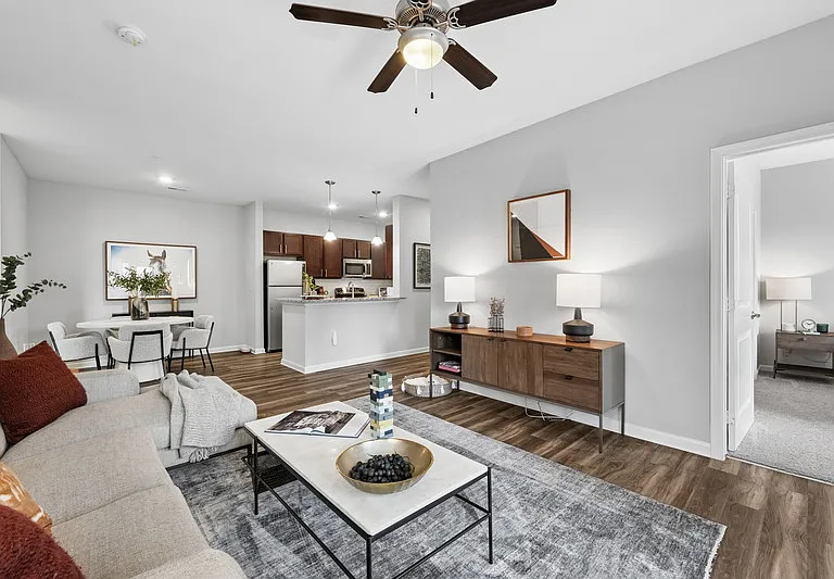 Legacy Lake Norman — Photo 12
