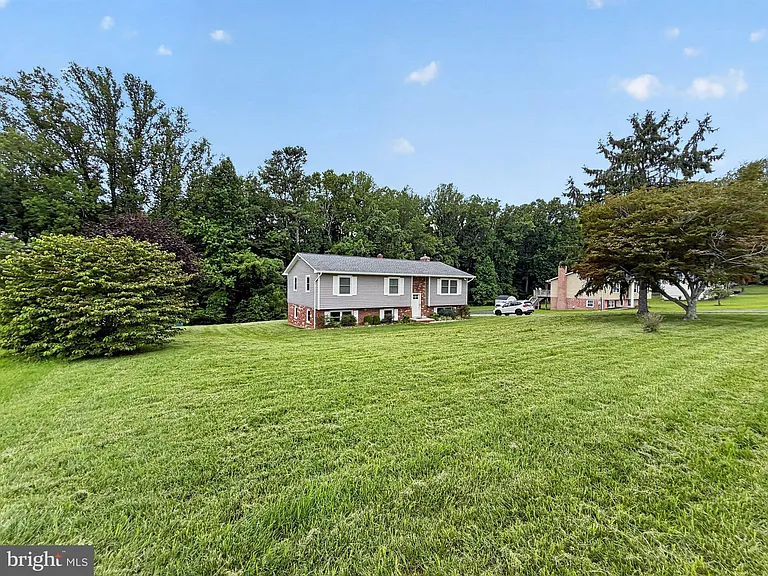 30075 Huntt Rd — Photo 4