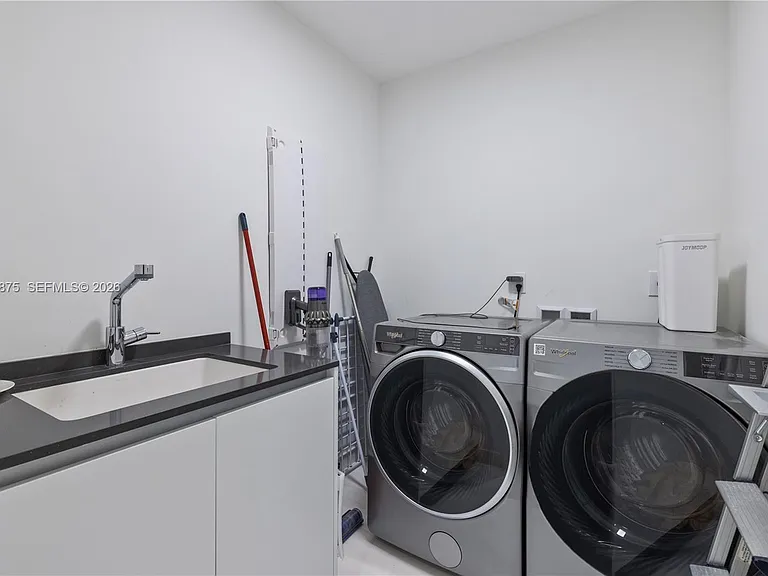 300 Biscayne Boulevard Way #3104 — Photo 42