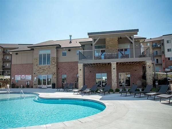2nd image of 8220 Cheney Ridge Rd APT 229