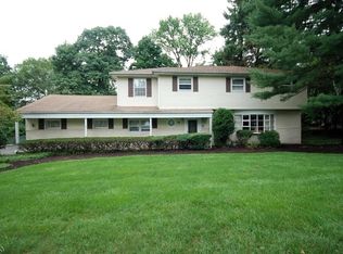 75 Rande Dr, Wayne, NJ 07470