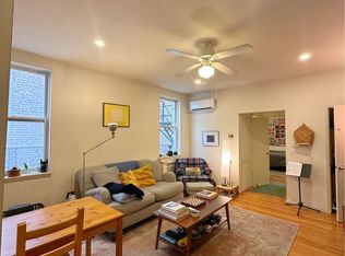 322 S 11th St APT 5, Philadelphia, PA 19107