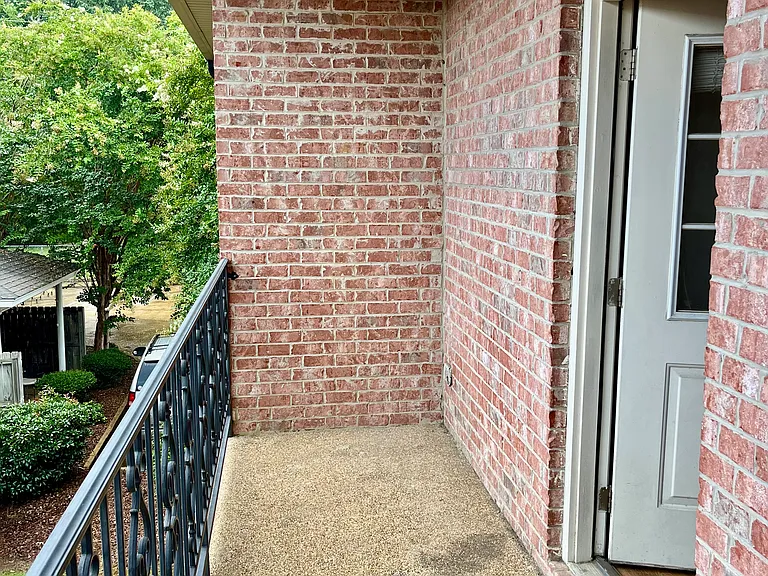 220 Lincoln Grn #G — Photo 6