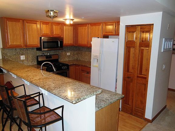 3rd image of 1111 Burlington Ave Unit 312
