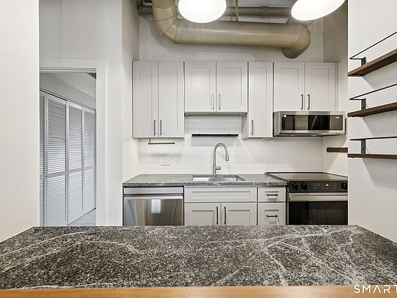 5th image of 92 Main Street #206