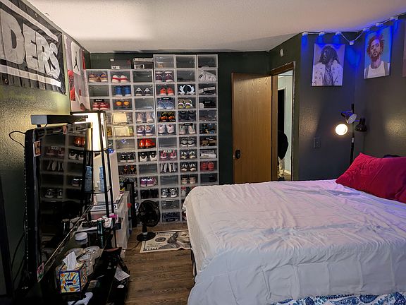 2nd image of 3425 Golfview Dr APT 104