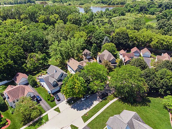 4th image of 3076 Hampshire Ln
