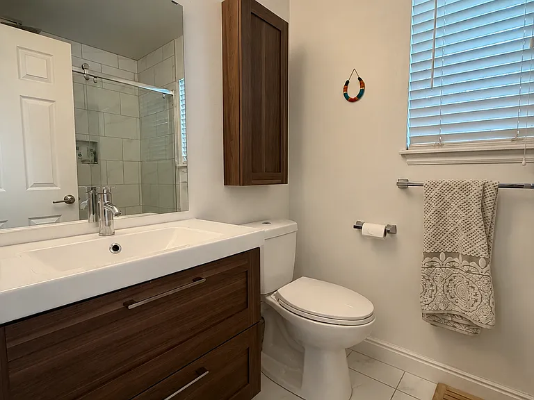 231 N Mill Rd E — Photo 14