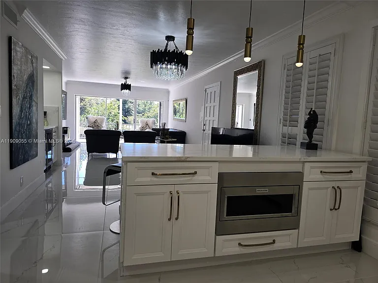 6010 S Falls Circle Dr #206 — Photo 14