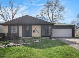 5011 Blackford Dr E, South Bend, IN