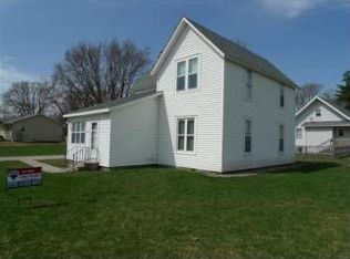 107 E 4th St, Ames, IA 50244