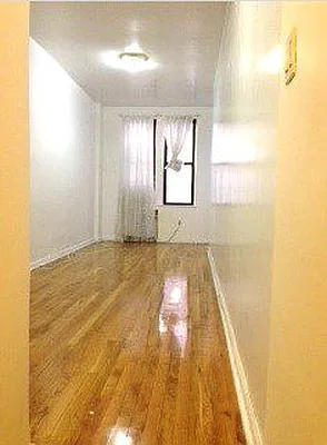 Rented by NYLA Realty | media 16