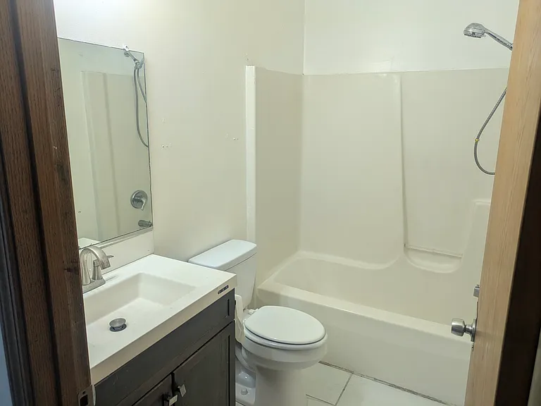2771 Southlawn St — Photo 4