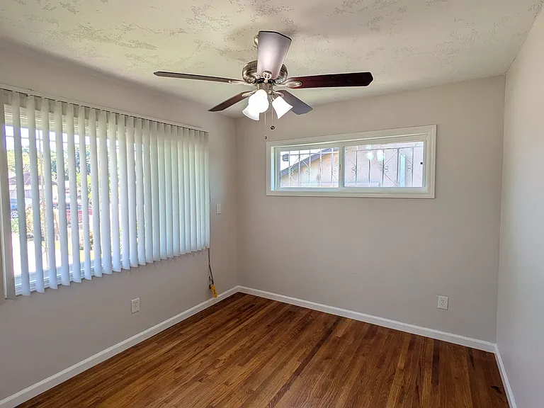 5778 Roswell St — Photo 10