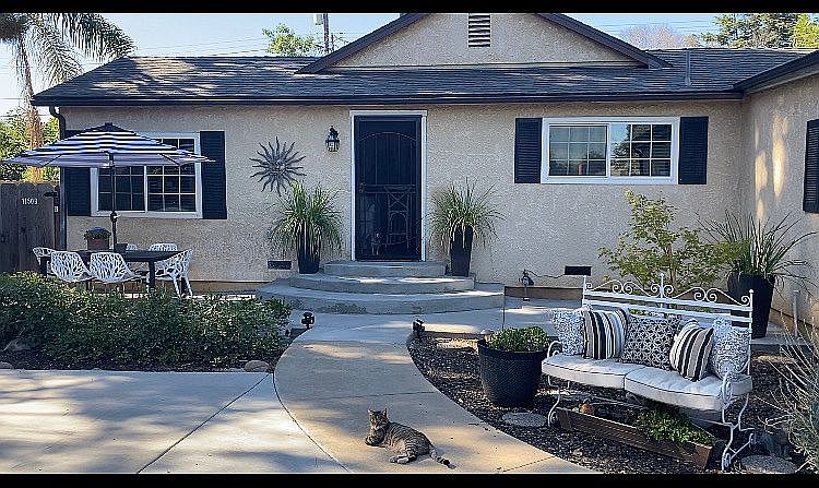 1st image of 1150 E Sussex Way