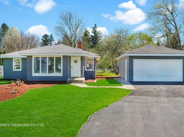 25W745 Armbrust Ave, Wheaton, IL 60187
