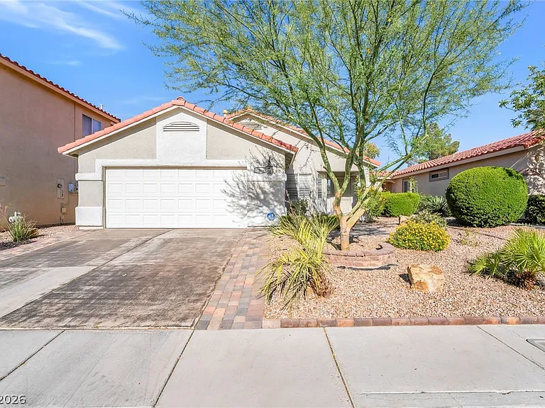 9346 Coral Berry St — Photo 3