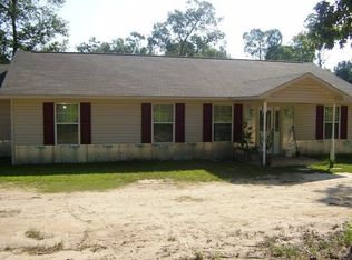 111 Tom Holland Rd, Lufkin, TX 75901