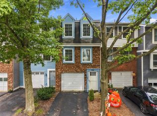 308 Redrome Cir W, Bridgeville, PA 15017