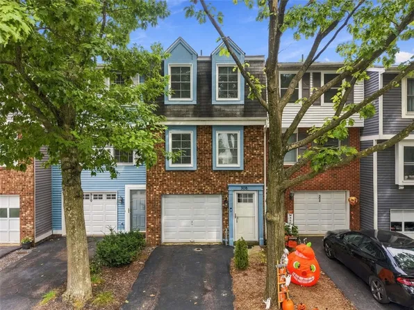 308 Redrome Cir W, Bridgeville, PA 15017