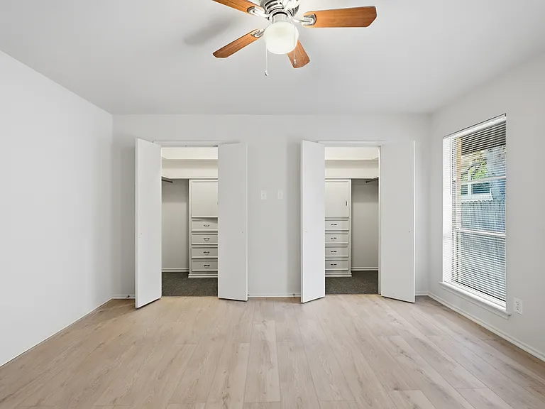 13328 Southview Ln — Photo 16
