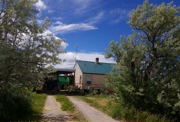 2nd image of 610 7th Ln NE