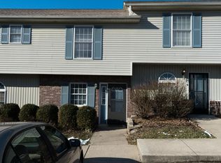 870 E Sherwood Hills Dr, Bloomington, IN 47401