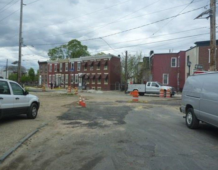 2nd image of 760 Line St