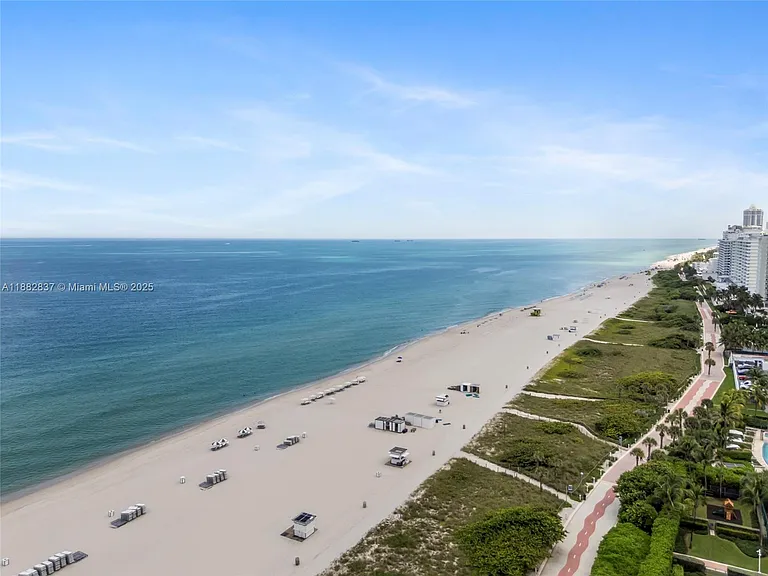 5900 Collins Ave #604 — Photo 5