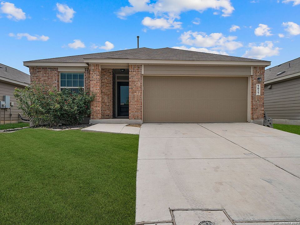 1st image of 9027 LONGHORN PARK
